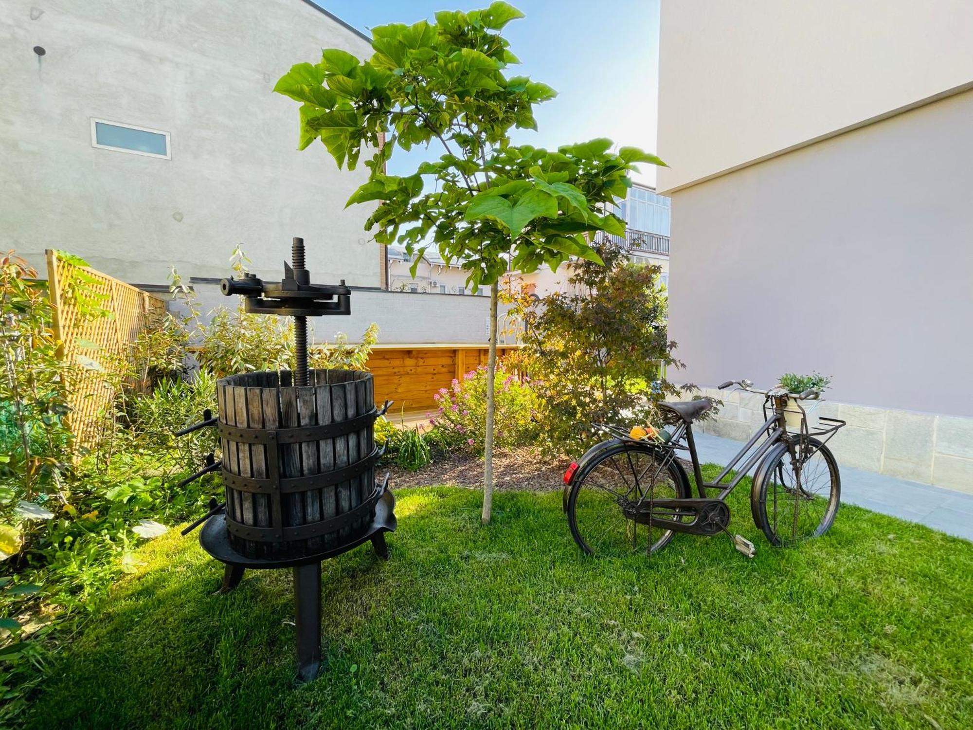 Casa Piero, Relax E Piscina Privata Tra Le Colline Delle Langhe Villa Alba  Dış mekan fotoğraf